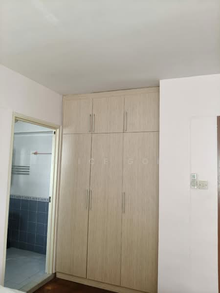 686B Choa Chu Kang Crescent, 686B Choa Chu Kang Crescent, 3 Bedrooms, 1,184 sqft, HDB Flat For Rent, by Alice Goh, 500105216 - Bathroom - PropertyGuru.com.sg