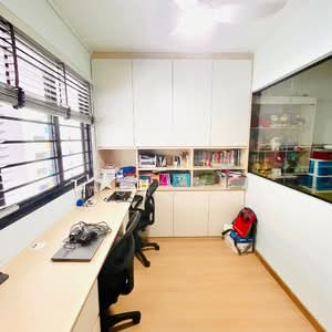 For Sale - 430 Hougang Avenue 6