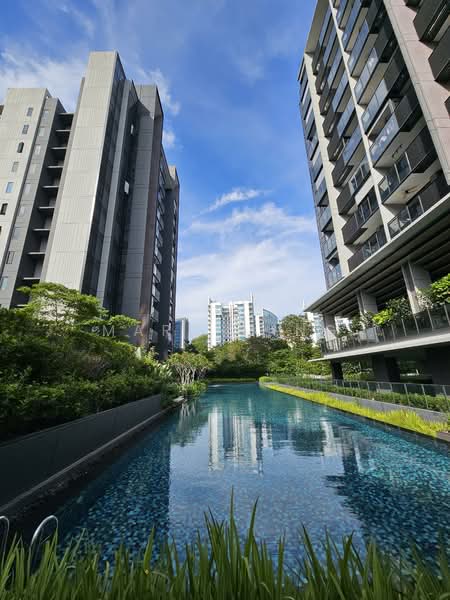 Leedon Green, 38 Leedon Heights, 2 Bedrooms, 710 sqft, Condominium For Sale, by Marc Ming, 500105241 - Smallest pool but stil 50m long! - PropertyGuru.com.sg