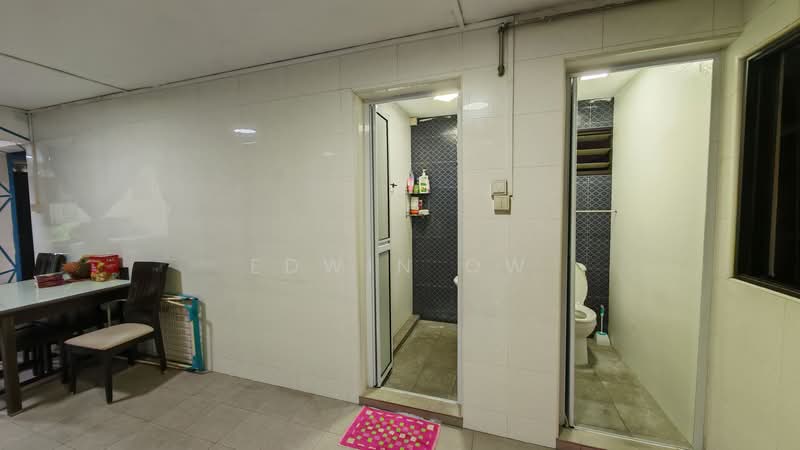 56 New Upper Changi Road, 56 New Upper Changi Road, 2 Bedrooms, 721 sqft, HDB Flat For Sale, by Edwin Ow, 500105250 - Bathroom - PropertyGuru.com.sg