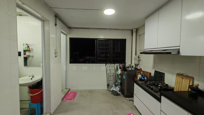 56 New Upper Changi Road, 56 New Upper Changi Road, 2 Bedrooms, 721 sqft, HDB Flat For Sale, by Edwin Ow, 500105250 - Kitchen - PropertyGuru.com.sg