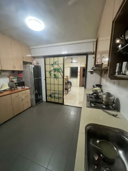 160 Jalan Teck Whye, 160 Jalan Teck Whye, 3 Bedrooms, 1,104 sqft, HDB Flat For Rent, by Masilamani Kumara Velu, 500105251 - Kitchen - PropertyGuru.com.sg