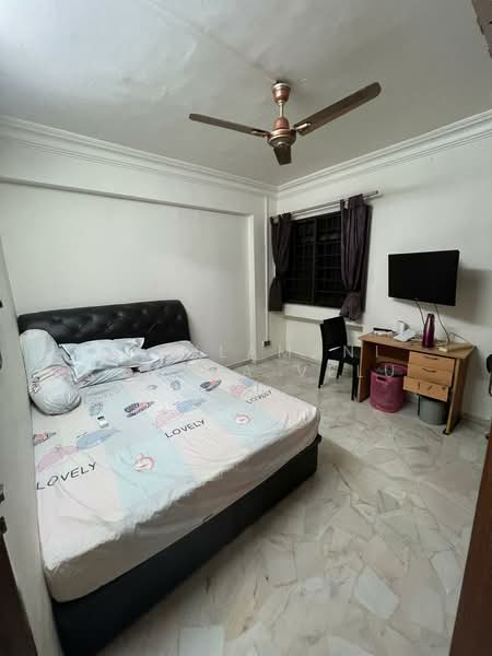 160 Jalan Teck Whye, 160 Jalan Teck Whye, 3 Bedrooms, 1,104 sqft, HDB Flat For Rent, by Masilamani Kumara Velu, 500105251 - Bedroom - PropertyGuru.com.sg