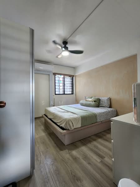322 Hougang Avenue 5, 322 Hougang Avenue 5, 3 Bedrooms, 1,044 sqft, HDB Flat For Sale, by Sam Lim, 500105254 - Master Bedroom - PropertyGuru.com.sg