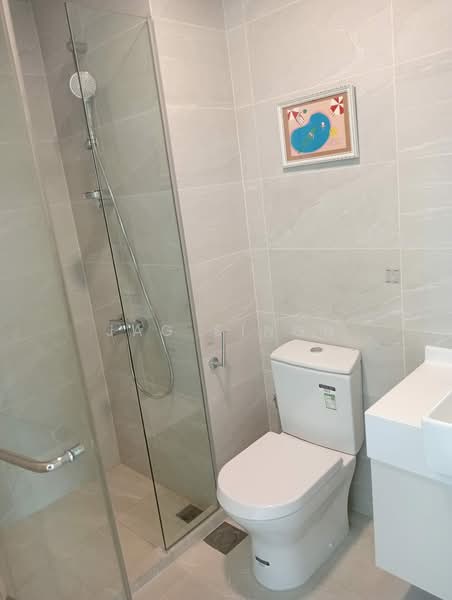 Centrium Square (Office), 320 Serangoon Rd, 710 sqft, Office For Rent, by Jag Singh, 500105257 - Bathroom - CommercialGuru.com.sg