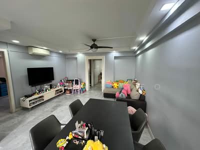 For Sale - 182 Ang Mo Kio Avenue 5