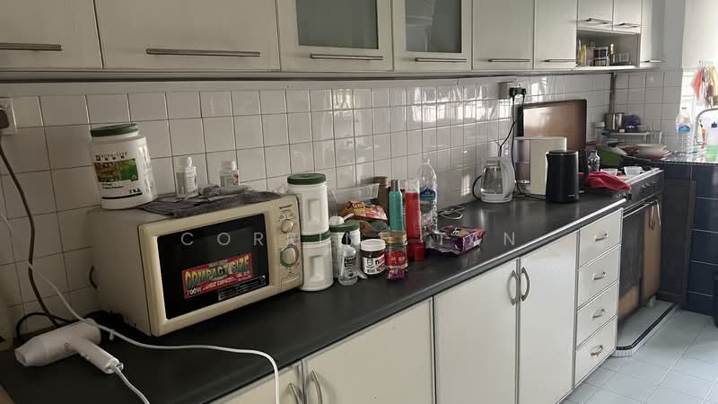 123 Bedok North Street 2, 123 Bedok North Street 2, 2 Bedrooms, 721 sqft, HDB Flat For Sale, by Corrine Tan, 500105269 - Kitchen - PropertyGuru.com.sg