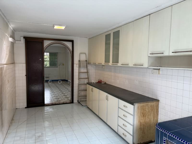 123 Bedok North Street 2, 123 Bedok North Street 2, 2 Bedrooms, 721 sqft, HDB Flat For Sale, by Corrine Tan, 500105269 - Kitchen - PropertyGuru.com.sg