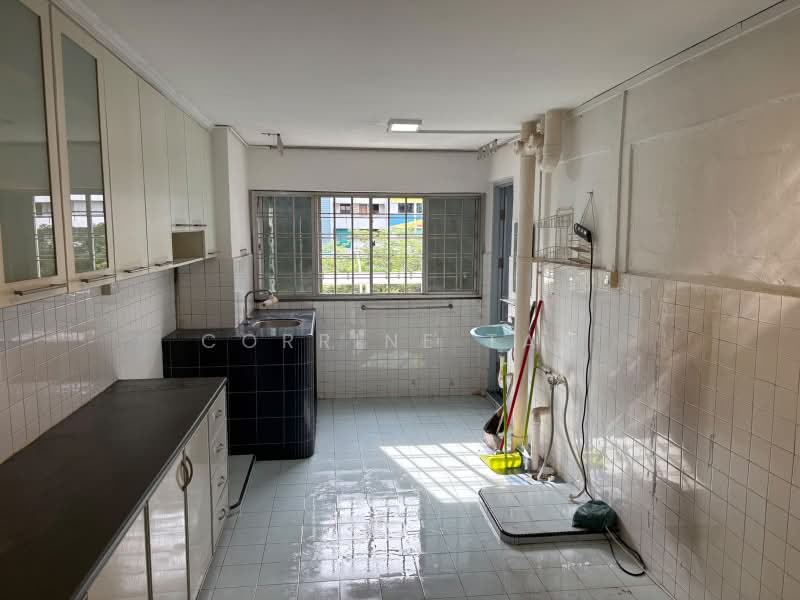 123 Bedok North Street 2, 123 Bedok North Street 2, 2 Bedrooms, 721 sqft, HDB Flat For Sale, by Corrine Tan, 500105269 - Kitchen - PropertyGuru.com.sg