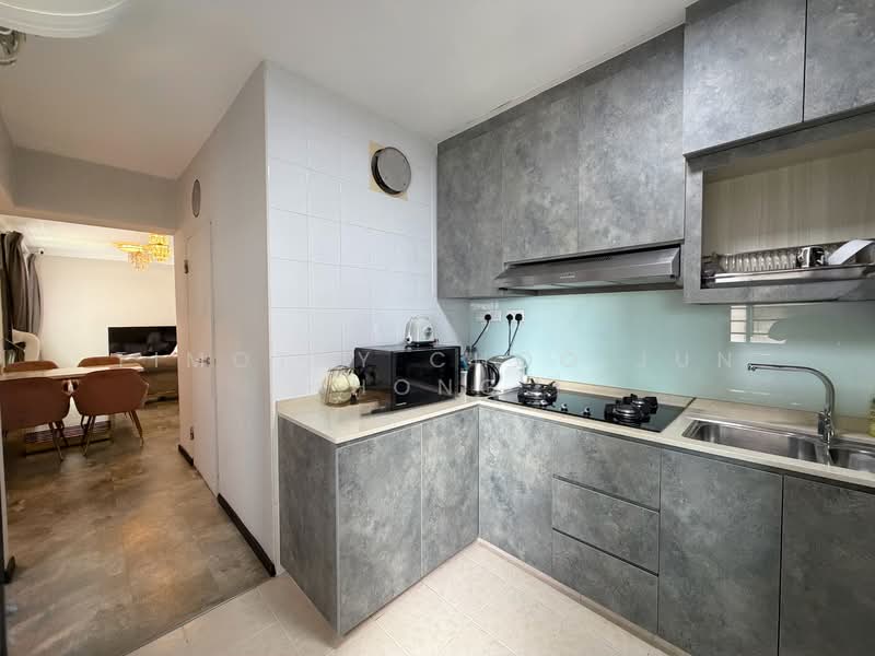 32 Eunos Crescent, 32 Eunos Crescent, 2 Bedrooms, 646 sqft, HDB Flat For Sale, by Timothy Choo Jun Hong, 500105271 - Kitchen - PropertyGuru.com.sg