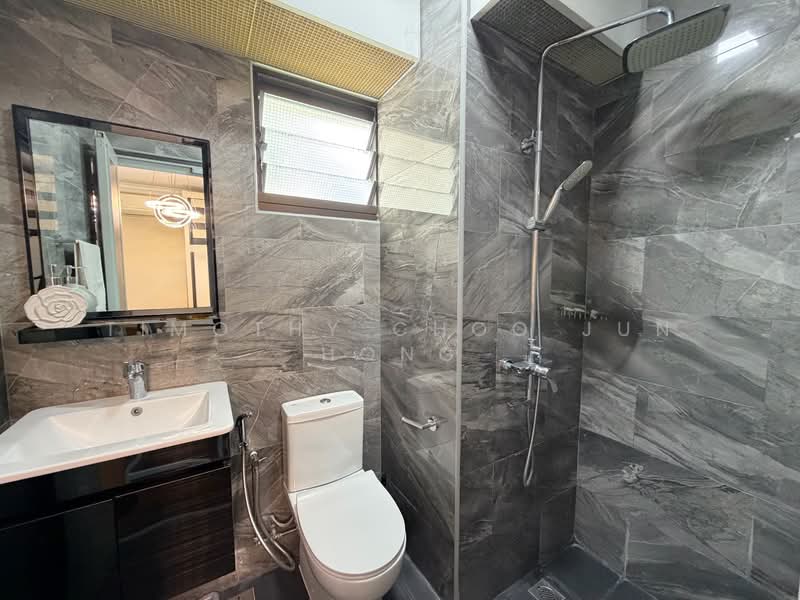 32 Eunos Crescent, 32 Eunos Crescent, 2 Bedrooms, 646 sqft, HDB Flat For Sale, by Timothy Choo Jun Hong, 500105271 - Bathroom - PropertyGuru.com.sg