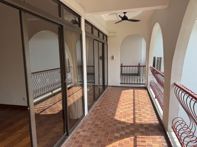 Jervois Grove, 100 Jervois Road, 3 Bedrooms, 1,410 sqft, Apartment For Rent, by Bryant Tan Zhi Yong, 500105305 - Balcony - PropertyGuru.com.sg