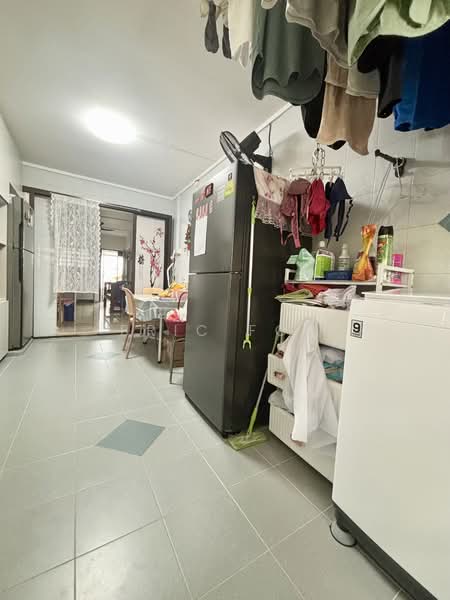 For Rent - 301 Ang Mo Kio Avenue 3