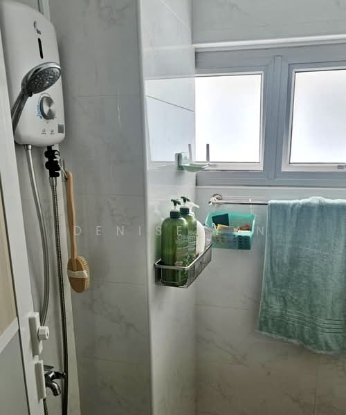 1 Lorong 7 Toa Payoh, 1 Lorong 7 Toa Payoh, Room Rental, 180 sqft, HDB Flat For Rent, by Denise Tan, 500105315 - Bathroom - PropertyGuru.com.sg