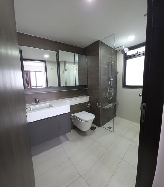 Botanique at Bartley, 227 Upper Paya Lebar Road, 3 Bedrooms, 1,130 sqft, Condominium For Rent, by Pat Goh, 500105320 - Master Bathroom - PropertyGuru.com.sg