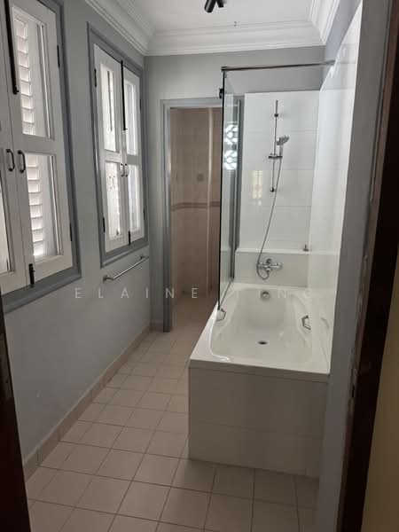 Emerald Hill Conservation Area, 92 Emerald Hill Road, 4 Bedrooms, 3,000 sqft, Conservation House For Rent, by Elaine Ting, 500105325 - Bathroom - PropertyGuru.com.sg