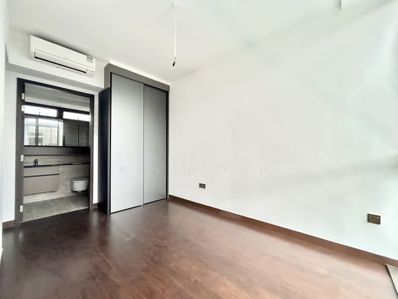 The Commodore, 69 Canberra Drive, 3 Bedrooms, 1,184 sqft, Condominium For Sale, by Alvin Toh, 500105327 - Bathroom - PropertyGuru.com.sg