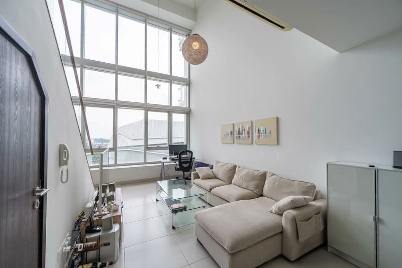 The Rochester Residences, 33 Rochester Drive, 1 Bedroom, 1,023 sqft, Apartment For Sale, by Zach Sabai, 500105330 - Living Room - PropertyGuru.com.sg