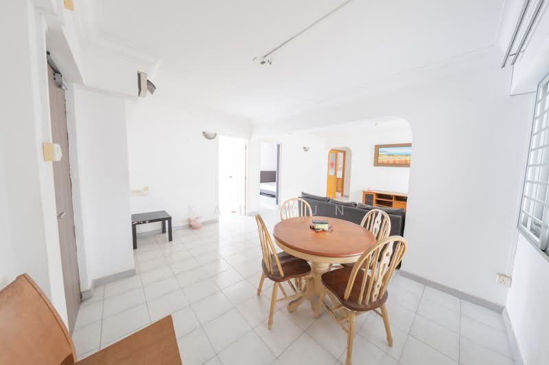 470 Pasir Ris Drive 6, 470 Pasir Ris Drive 6, 3 Bedrooms, 1,109 sqft, HDB Flat For Sale, by Kai Mun, 500105332 - Living Room - PropertyGuru.com.sg