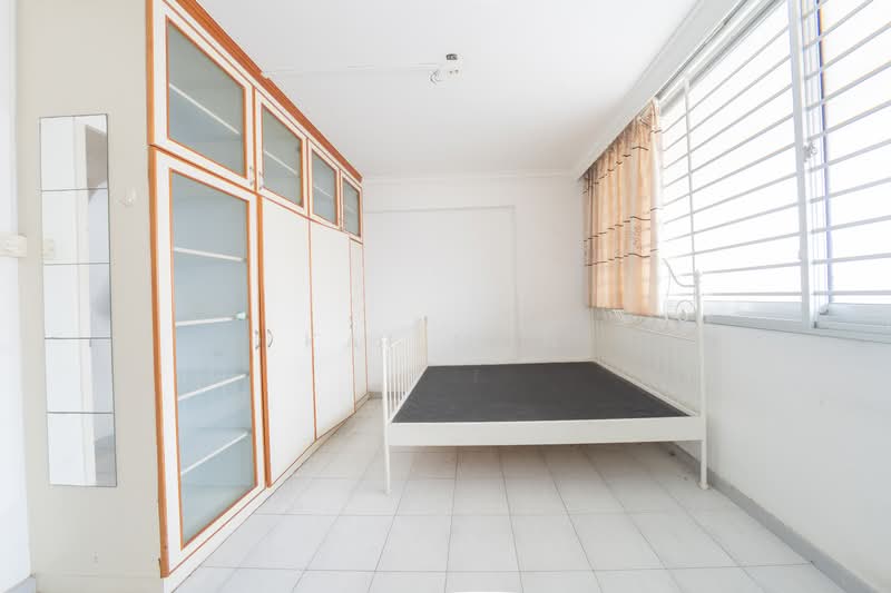 470 Pasir Ris Drive 6, 470 Pasir Ris Drive 6, 3 Bedrooms, 1,109 sqft, HDB Flat For Sale, by Kai Mun, 500105332 - Bedroom - PropertyGuru.com.sg