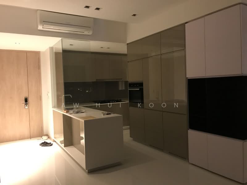 J Gateway, 2 Gateway Drive, 4 Bedrooms, 1,238 sqft, Condominium For Sale, by Aw Hui Koon, 500105334 - Kitchen - PropertyGuru.com.sg