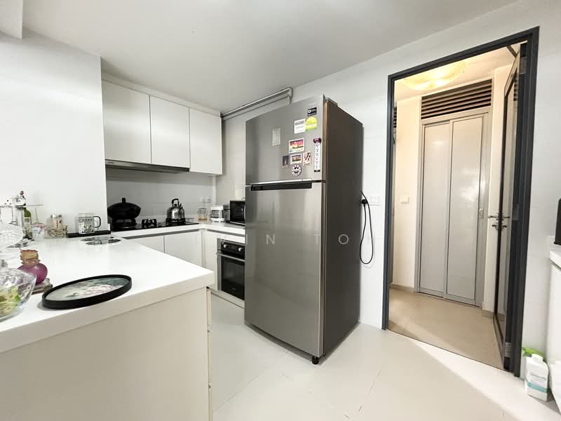 SkyPark Residences, 11 Sembawang Crescent, 3 Bedrooms, 1,238 sqft, Executive Condominium For Sale, by Alvin Toh, 500105336 - Kitchen - PropertyGuru.com.sg