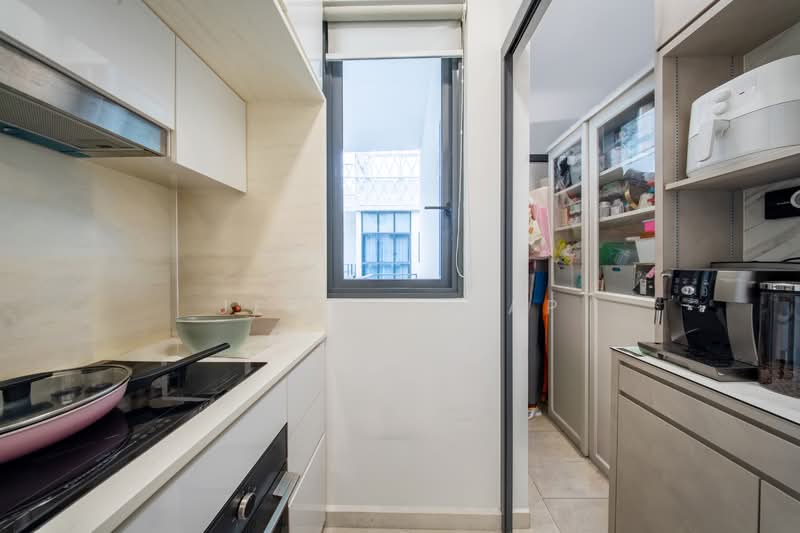 Lattice One, 3 Seraya Crescent, 4 Bedrooms, 1,033 sqft, Condominium For Sale, by Jerome Yap, 500105344 - Kitchen - PropertyGuru.com.sg