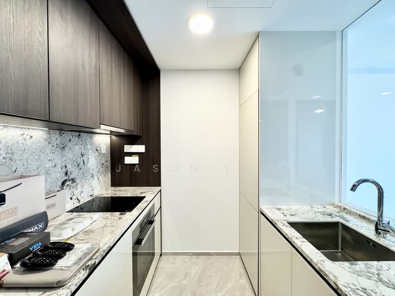 Tembusu Grand, 98 Jalan Tembusu, 2 Bedrooms, 667 sqft, Condominium For Rent, by Jason Yeo, 500105345 - Kitchen - PropertyGuru.com.sg