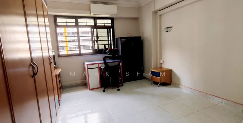 333 Sembawang Close, 333 Sembawang Close, 3 Bedrooms, 1,238 sqft, HDB Flat For Rent, by Mark Sham, 500105360 - Master Bedroom  - PropertyGuru.com.sg