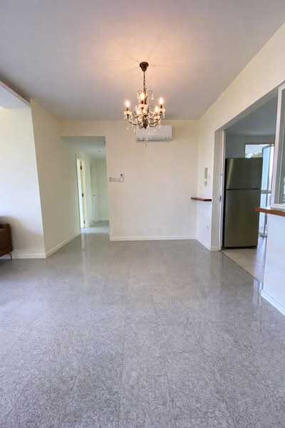 Blossoms @ Woodleigh, 10 Woodleigh Close, 3 Bedrooms, 1,206 sqft, Condominium For Sale, by PJ Lee, 500105364 - Living Room - PropertyGuru.com.sg