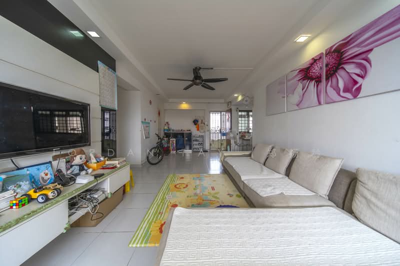 512 Choa Chu Kang Street 51, 512 Choa Chu Kang Street 51, 4 Bedrooms, 1,399 sqft, HDB Flat For Sale, by Jordan Tay (郑扬龄), 500105372 - Living Room - PropertyGuru.com.sg