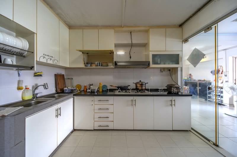 512 Choa Chu Kang Street 51, 512 Choa Chu Kang Street 51, 4 Bedrooms, 1,399 sqft, HDB Flat For Sale, by Jordan Tay (郑扬龄), 500105372 - Kitchen - PropertyGuru.com.sg