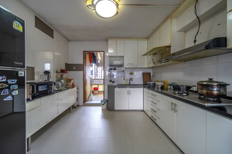 512 Choa Chu Kang Street 51, 512 Choa Chu Kang Street 51, 4 Bedrooms, 1,399 sqft, HDB Flat For Sale, by Jordan Tay (郑扬龄), 500105372 - Kitchen - PropertyGuru.com.sg