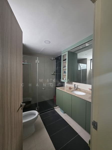 Flame Tree Park, 1 Sin Ming Avenue, 3 Bedrooms, 1,828 sqft, Condominium For Rent, by Meera Chandirran/VR, 500105378 - Bathroom - PropertyGuru.com.sg