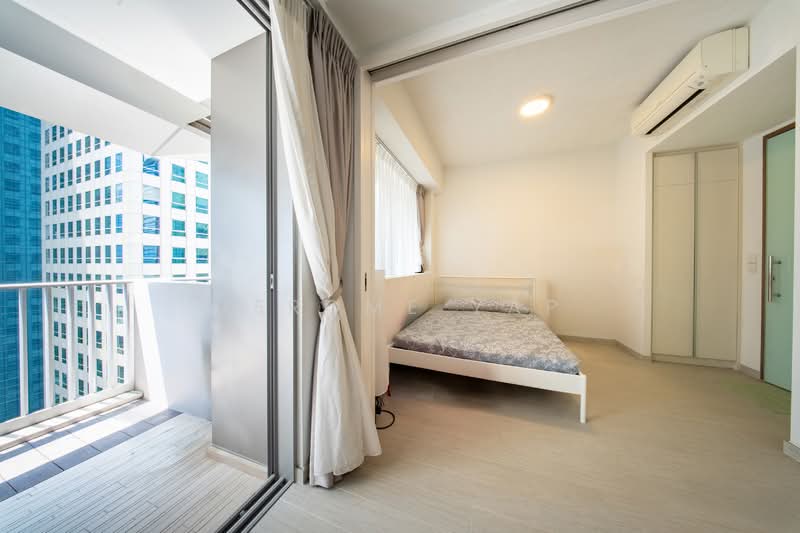 V on Shenton, 5A Shenton Way, 1 Bedroom, 689 sqft, Condominium For Sale, by Jerome Yap, 500105384 - Bedroom + Balcony - PropertyGuru.com.sg