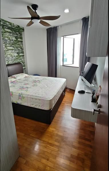 Woodsvale, 1 Woodlands Drive 72, 3 Bedrooms, 1,356 sqft, Condominium For Rent, by Bernard Suen, 500105387 - Bedroom - PropertyGuru.com.sg