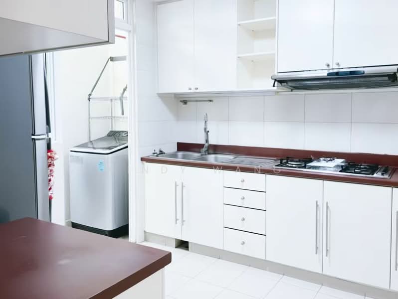 Casablanca, 21 Rosewood Drive, 3 Bedrooms, 1,130 sqft, Condominium For Sale, by Windy Wang, 500105391 - Kitchen - PropertyGuru.com.sg