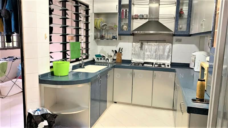 114 Rivervale Walk, 114 Rivervale Walk, 3 Bedrooms, 1,291 sqft, HDB Flat For Rent, by Betty Xiong Yan, 500105396 - Kitchen - PropertyGuru.com.sg