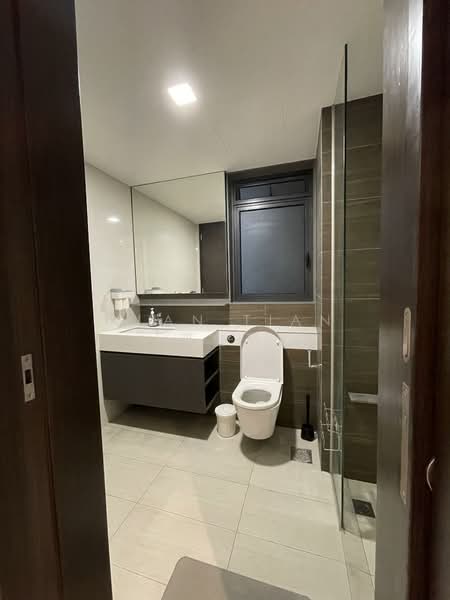 Botanique at Bartley, 229 Upper Paya Lebar Road, 2 Bedrooms, 657 sqft, Condominium For Sale, by Alan Tian (邓金科), 500105397 - Bathroom - PropertyGuru.com.sg