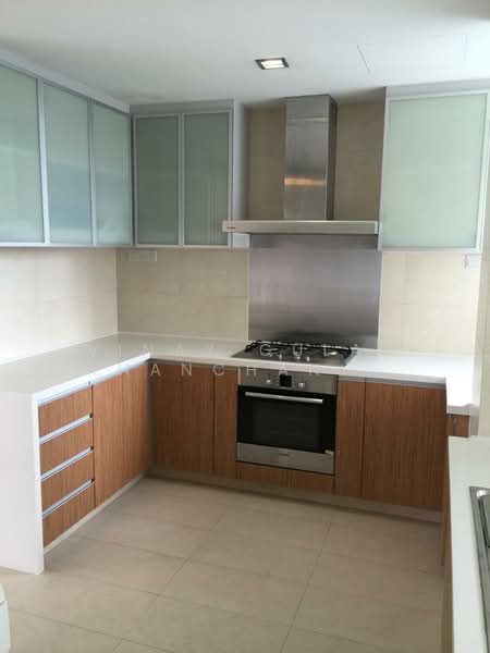 Montview, 63 Mount Sinai Drive, 4 Bedrooms, 3,412 sqft, Condominium For Sale, by Vinay Gulab Khanchandani ( Vincent ), 500105403 - Kitchen - PropertyGuru.com.sg