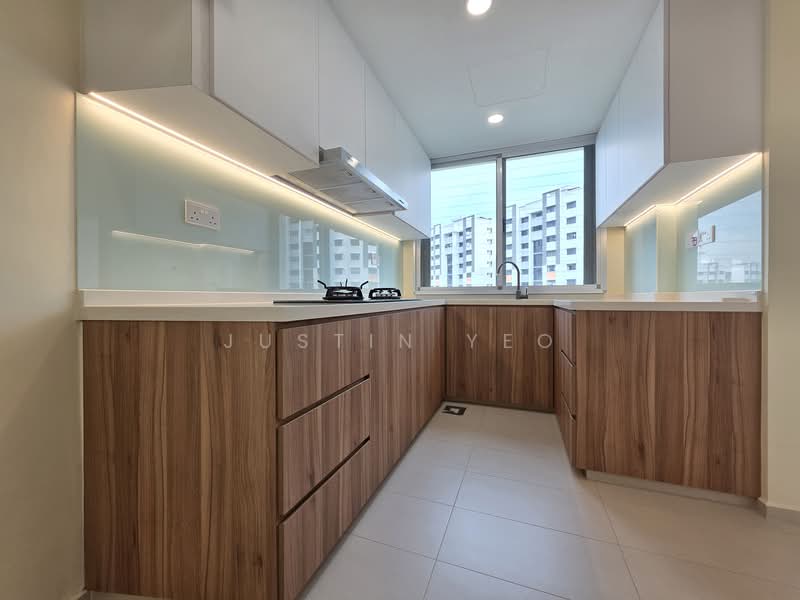 The Clearwater, 4 Bedok Reservoir View, 3 Bedrooms, 1,227 sqft, Condominium For Sale, by Justin Yeo, 500105409 - Kitchen - PropertyGuru.com.sg