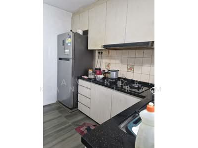 For Sale - 215 Ang Mo Kio Avenue 1