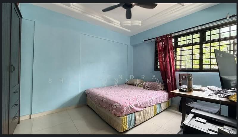 215 Ang Mo Kio Avenue 1, 215 Ang Mo Kio Avenue 1, 3 Bedrooms, 979 sqft, HDB Flat For Sale, by Ravendra Kannairam, 500105418 - Bedroom - PropertyGuru.com.sg