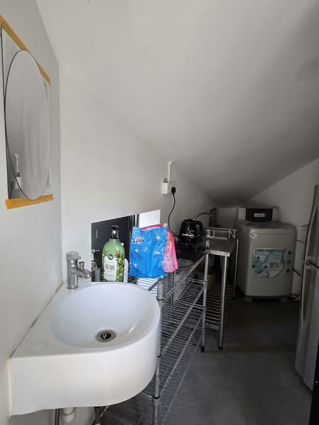 77 Niven Road, , Room Rental, 101 sqft, Conservation House For Rent, by Quincy Sung, 500105422 - Interior - PropertyGuru.com.sg