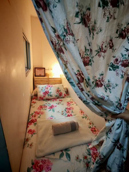 635A Senja Road, 635A Senja Road, 3 Bedrooms, 1,206 sqft, HDB Flat For Sale, by Imelda Quek, 500105425 - Helper's room - PropertyGuru.com.sg