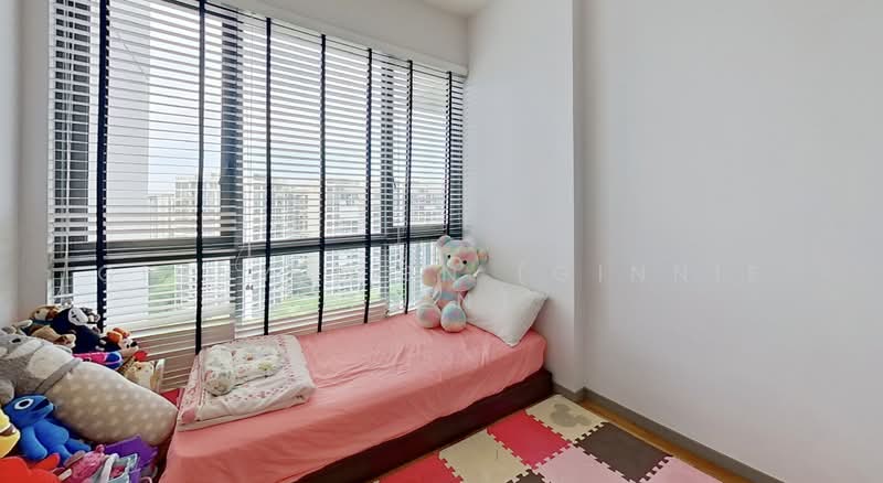 Gold Coast Condo, 360 Pasir Panjang Road, 3 Bedrooms, 1,475 sqft, Condominium For Rent, by Ginny Tien (Ginnie Tien), 500105429 - Bedroom - PropertyGuru.com.sg