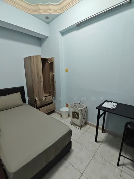 Hume Park II, 27 Hume Avenue, Room Rental, 100 sqft, Condominium For Rent, by Steve Voon, 500105434 - Bedroom - PropertyGuru.com.sg