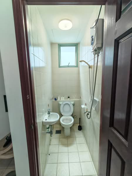 Hume Park II, 27 Hume Avenue, Room Rental, 100 sqft, Condominium For Rent, by Steve Voon, 500105434 - Bathroom - PropertyGuru.com.sg