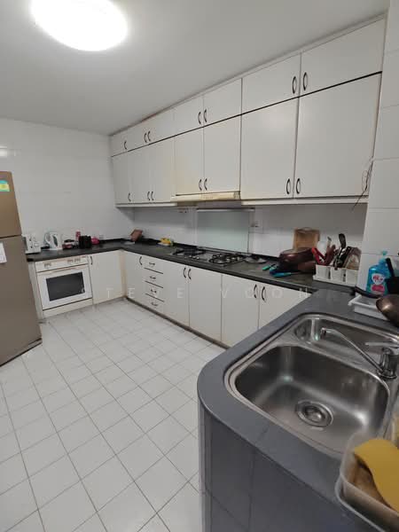Hume Park II, 27 Hume Avenue, Room Rental, 100 sqft, Condominium For Rent, by Steve Voon, 500105434 - Kitchen - PropertyGuru.com.sg
