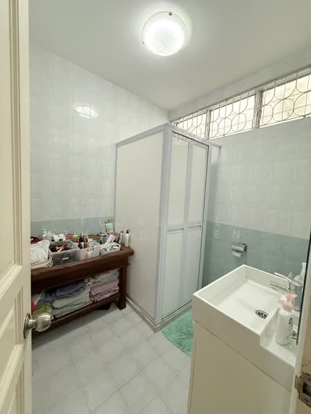 faber drive, , 6 Bedrooms, 4,525 sqft, Corner Terrace For Rent, by Florence Zheng Zhen, 500105437 - PropertyGuru.com.sg